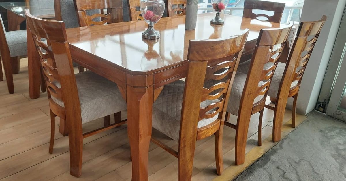 Comedor clásico de 8 sillas de madera con asiento tapizado - Comedores - Roble Miel y Nogal Oscuro | Muebles Bethel