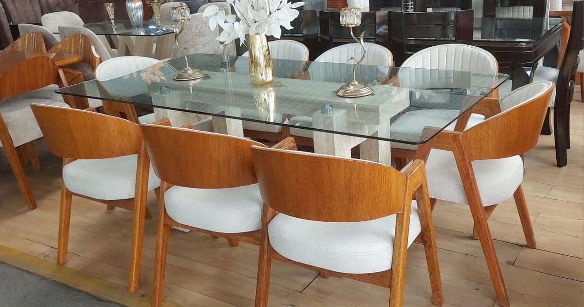 Comedor de 8 sillas en madera con mesa de vidrio y base en madera - Comedores - Roble Miel y Nogal Oscuro | Muebles Bethel